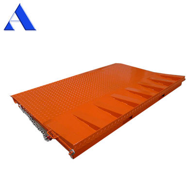 Dock Truck Warehouse Dock Mobile Forklift Container Loading Ramp 6 Ton 8 Ton en 12 Ton Online Ondersteuning Naverkoopservice