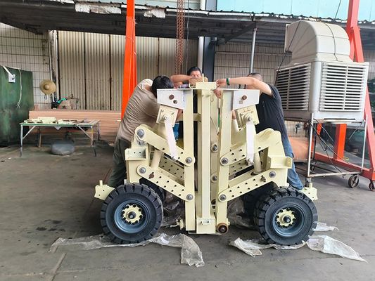 5T nuttige lading staal scheepvaartcontainer opheffing apparatuur 15-30 ton Caster Mover zelf laden aanhanger voor staal materiaal